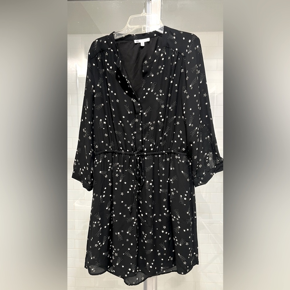 Black star pattern dress from DR2